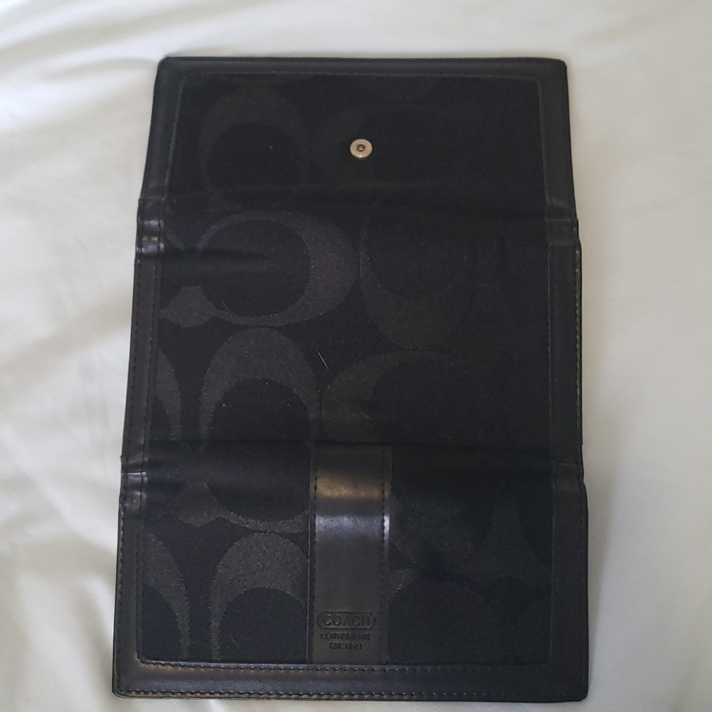 Authentic Coach 2 pc set - Picture 2 of 5